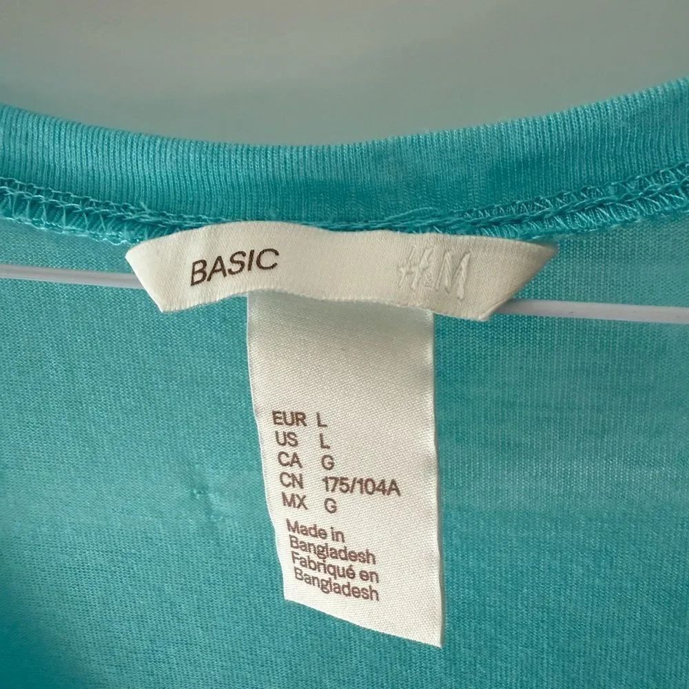 ☀️ H&M Basic Turquoise Tank Top ☀️ - Picture 4 of 4